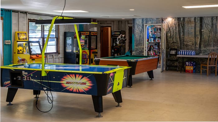 Country Oaks_Game_Room